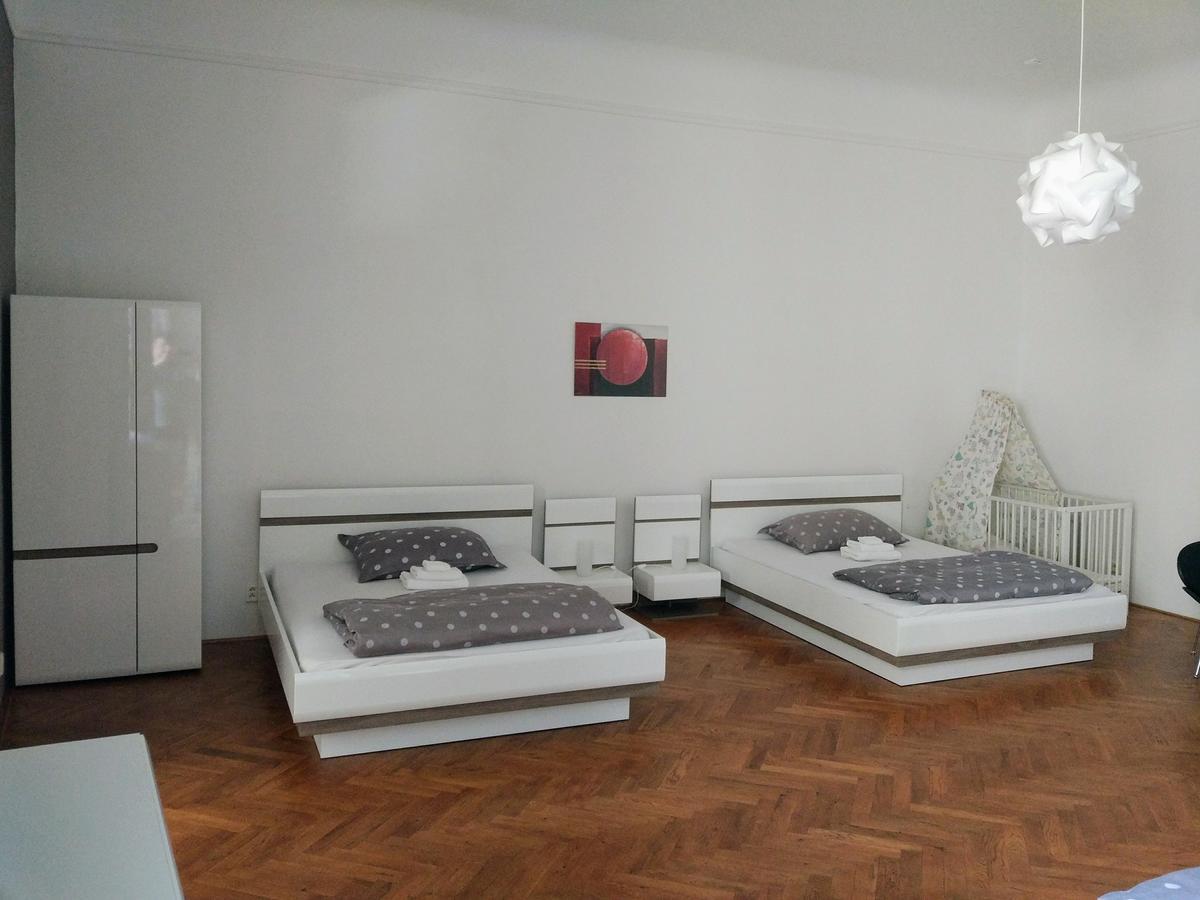 Apartment Tynska 7 Prag