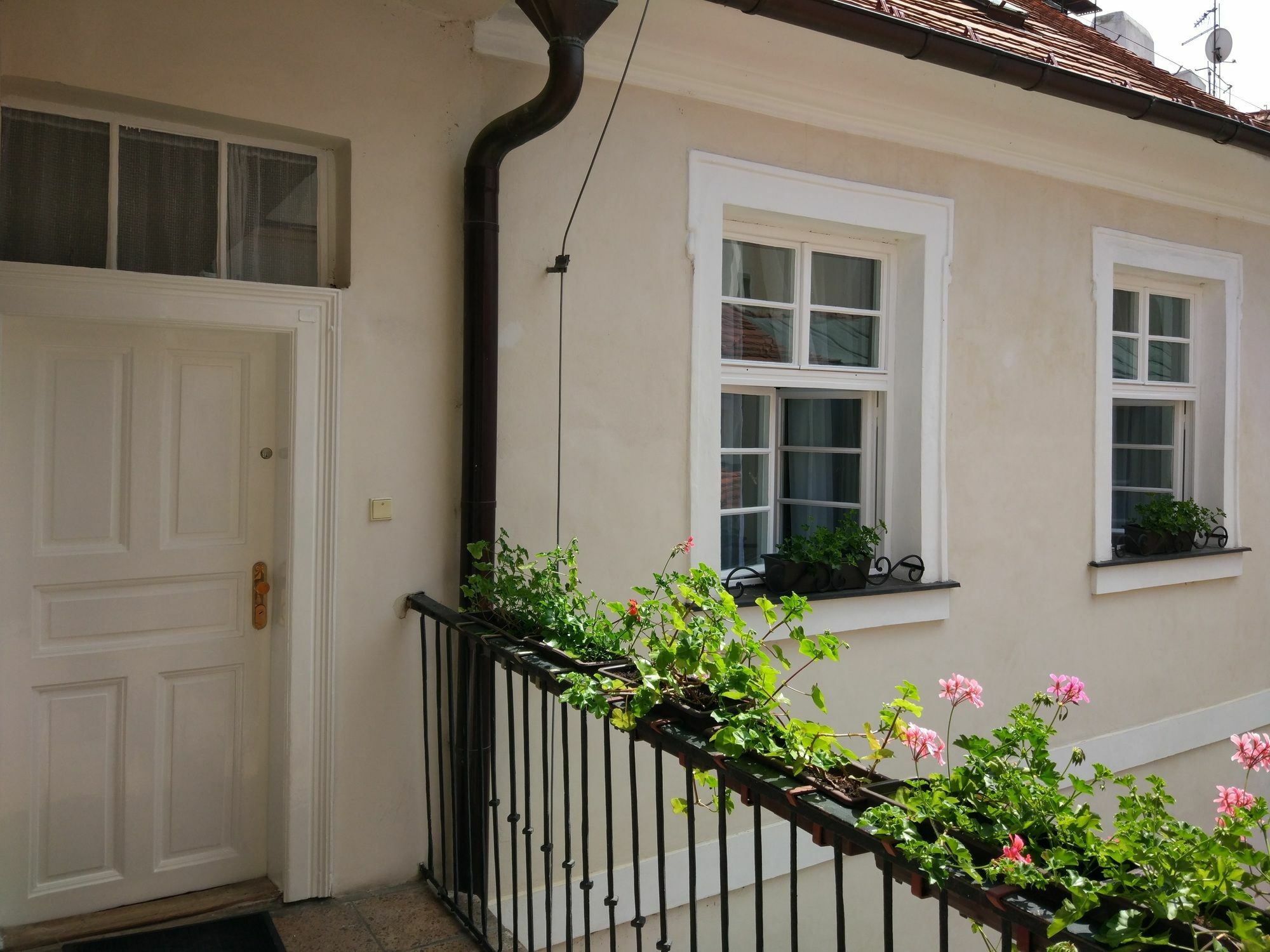 Apartment Tynska 7 *